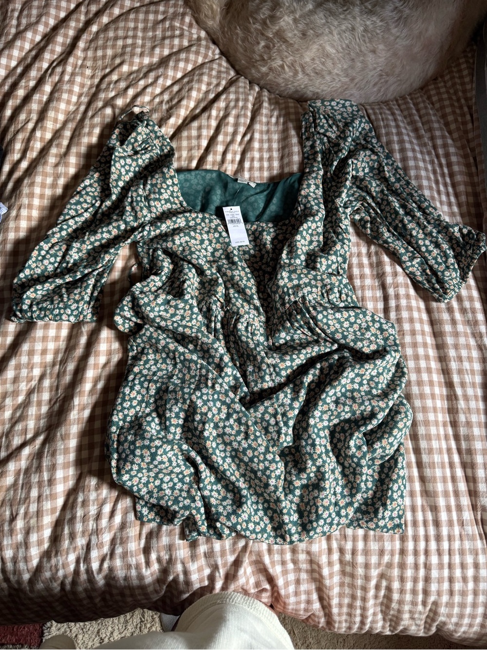 American Eagle Outfitters Green Floral Mini Dress